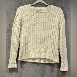 LL Bean Sweater Women's Medium Petite White  Cable Knit 3D Cottagecore Pullover